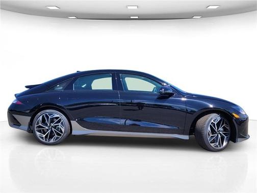 2023 Hyundai IONIQ 6 Limited