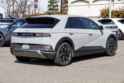 2024 Hyundai IONIQ 5 SEL