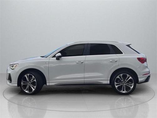 2020 Audi Q3 45 S line Premium Plus