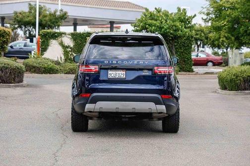 Loire Blue 2019 Land Rover Discovery HSE