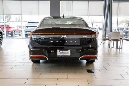 2026 Hyundai SONATA Hybrid Limited