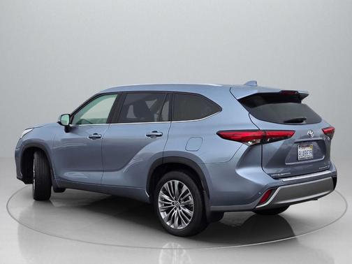 2020 Toyota Highlander Platinum