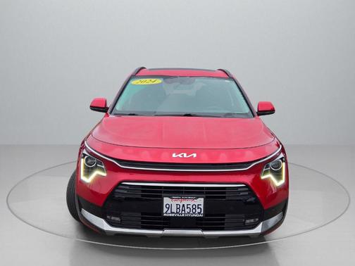2024 Kia Niro SX