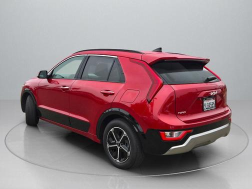 2024 Kia Niro SX