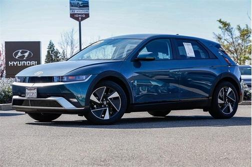 2025 Hyundai IONIQ 5 SE