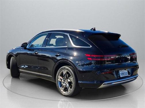 2025 Genesis Electrified GV70 Advanced
