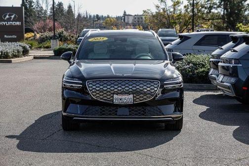 2025 Genesis Electrified GV70 Advanced