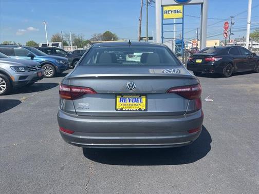 Photo 5 of 21 of 2019 Volkswagen Jetta 1.4T S