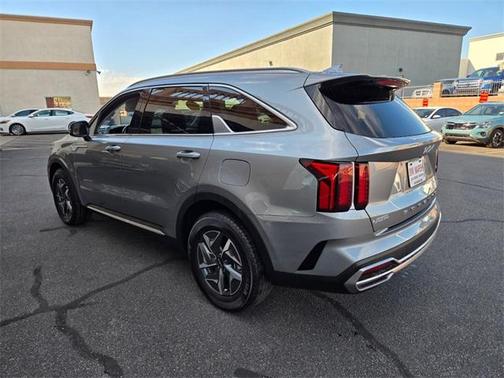 2022 Kia Sorento Hybrid S