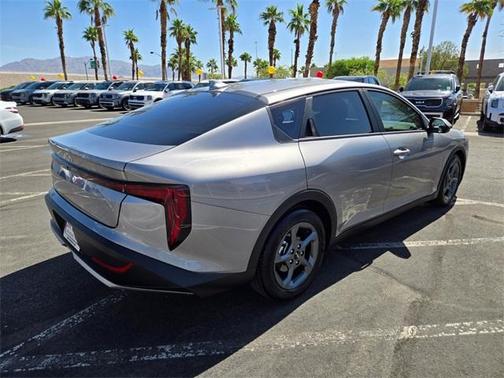 2025 Kia K4