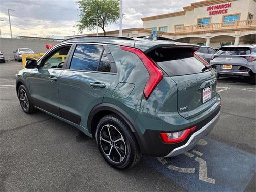 2023 Kia Niro EX