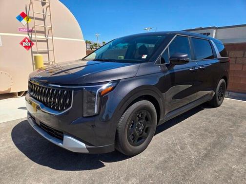 2025 Kia Carnival LXS