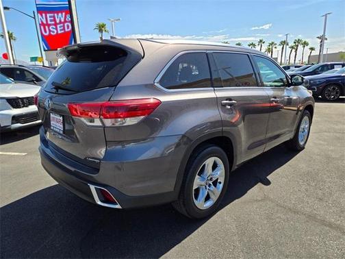 2017 Toyota Highlander Limited