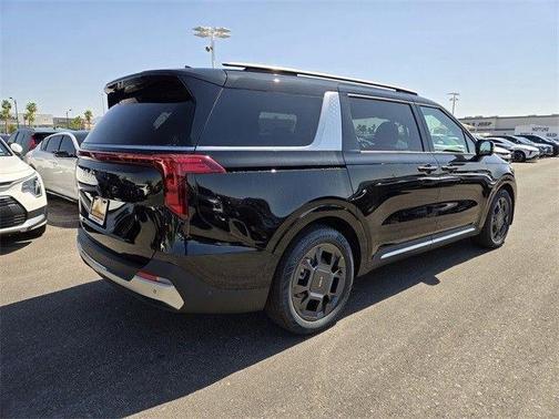 Aurora Black Pearl 2026 Kia Carnival SX