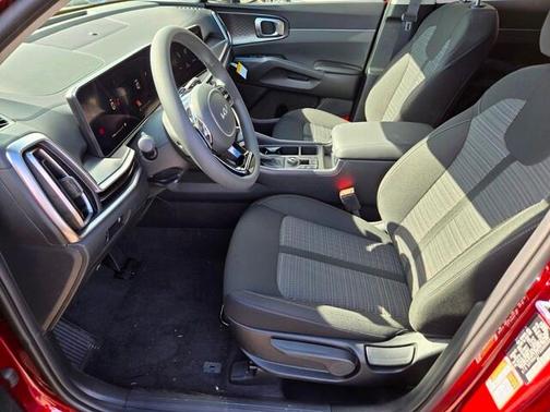 2025 Kia Sorento LX