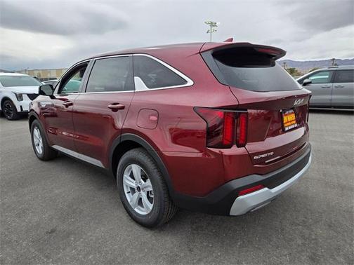 2025 Kia Sorento LX