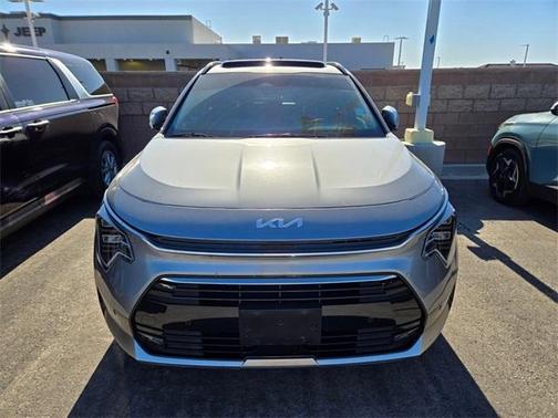 2023 Kia Niro SX Touring