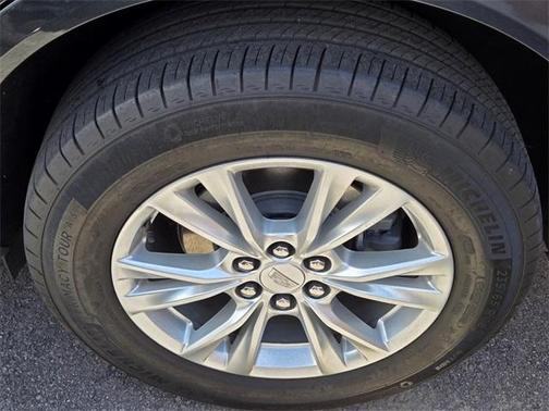 2021 Cadillac XT5 Luxury