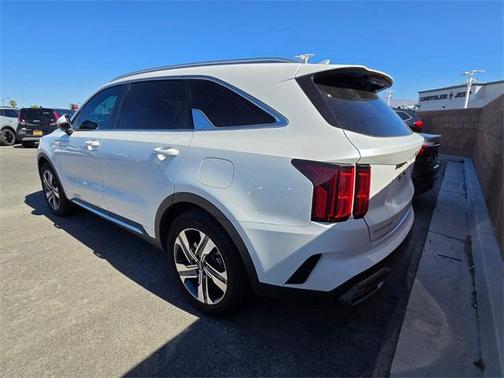 2023 Kia Sorento Plug-In Hybrid SX Prestige