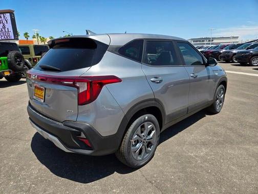 2025 Kia Seltos LX