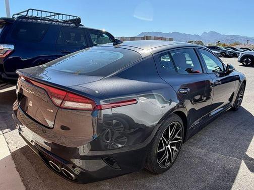 2023 Kia Stinger GT-Line