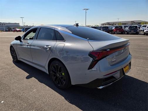 2026 Kia K5 GT