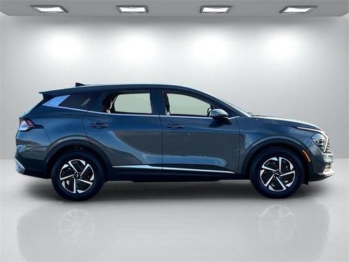 2024 Kia Sportage Hybrid LX