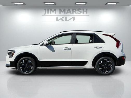 Snow White Pearl 2026 Kia Niro EV Wind