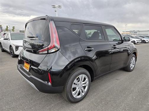 2025 Kia Soul LX
