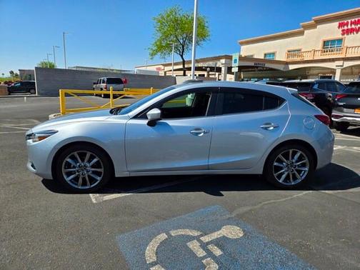 2018 Mazda Mazda3 Grand Touring
