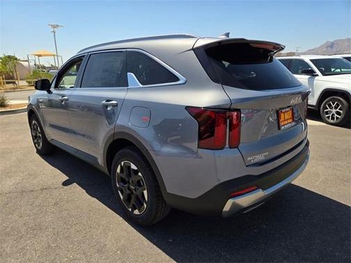 2025 Kia Sorento S