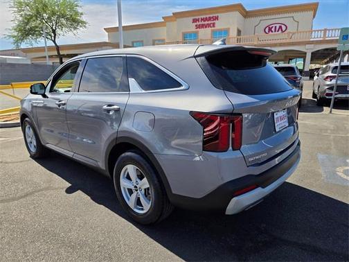 2024 Kia Sorento LX