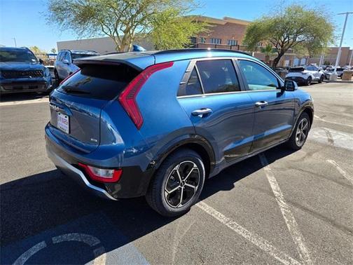 2023 Kia Niro SX