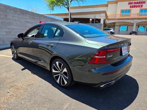 2022 Volvo S60