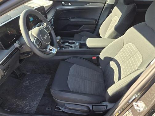 2026 Kia K5 LXS