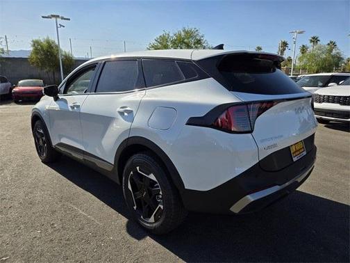 2026 Kia Sportage Hybrid S