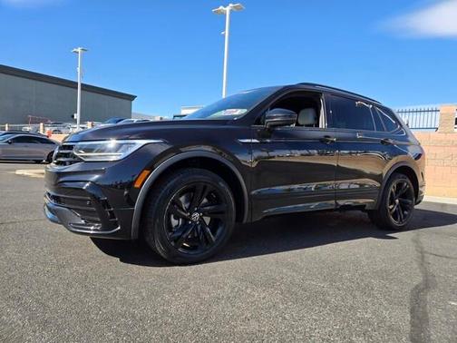 2023 Volkswagen Tiguan 2.0T SE R-Line Black