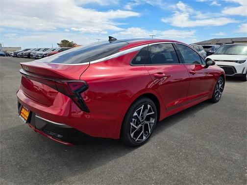 2025 Kia K5 EX