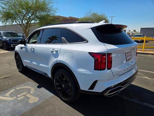 2022 Kia Sorento SX
