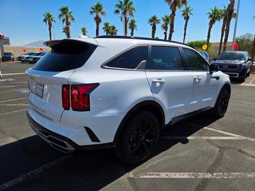 2022 Kia Sorento SX