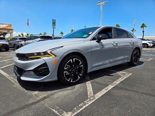 2024 Kia K5 GT-Line