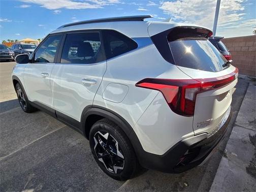 2025 Kia Seltos EX