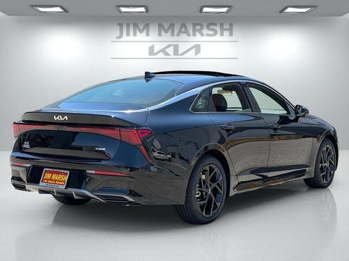 Aurora Black Pearl 2026 Kia K5 GT-Line