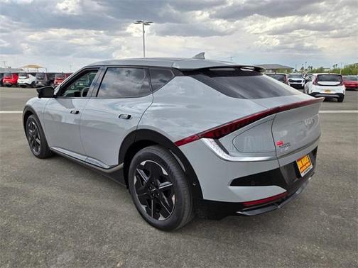 2025 Kia EV6 Wind