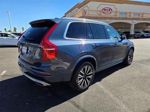 2020 Volvo XC90 T5 Momentum 7 Passenger