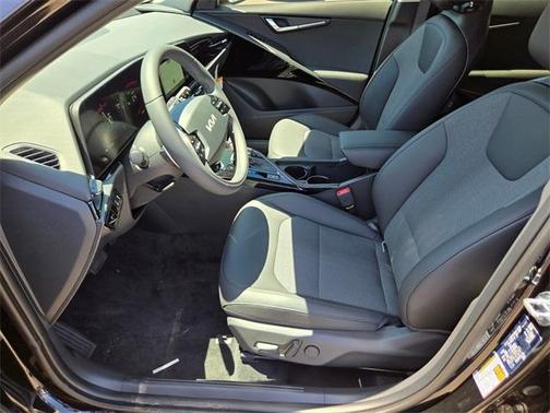 2025 Kia Niro EX