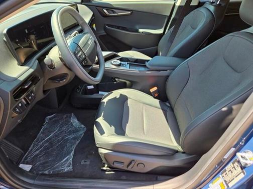 2025 Kia EV6 Light Long Range