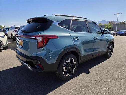2025 Kia Seltos EX