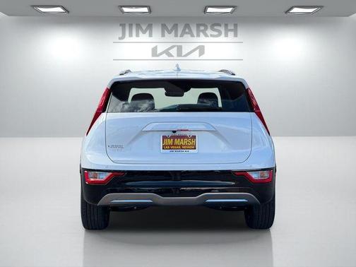 Snow White Pearl 2026 Kia Niro EV Wind
