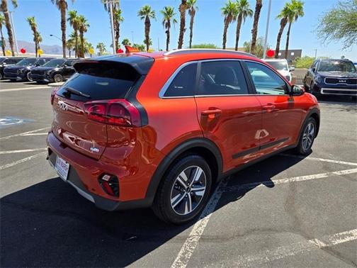 2022 Kia Niro LXS